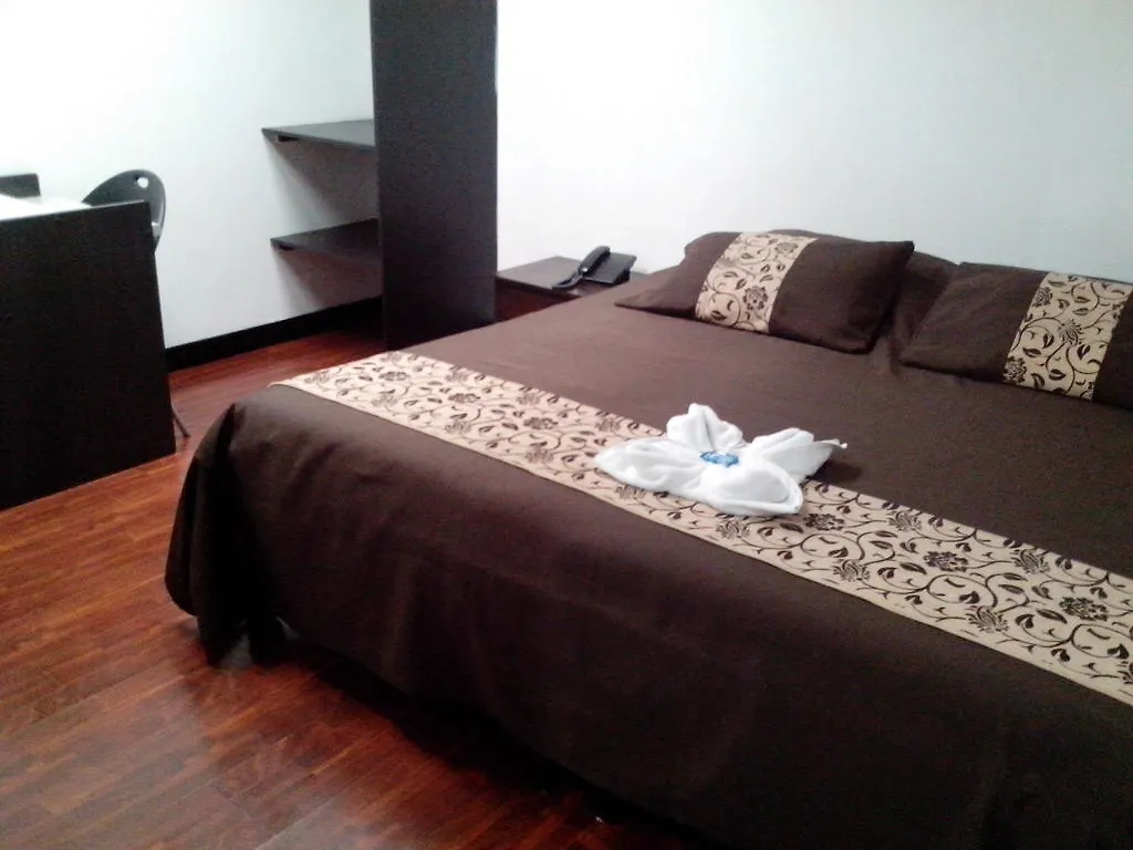 Hotel Esmeralda Real 보고타 2*,  콜롬비아